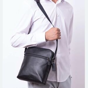 COACH HOUSTON LEATHER MESSENGER CROSSBODY BAG IN BLACK